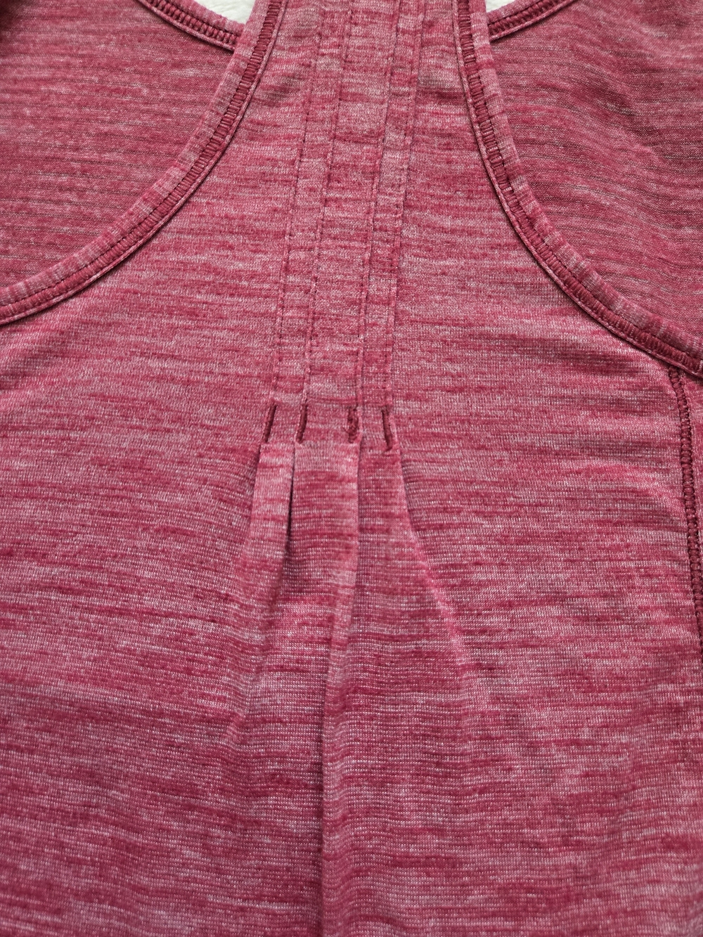 lululemon athletica Heather Raspberry Racerback Tank - Picture 4 of 6